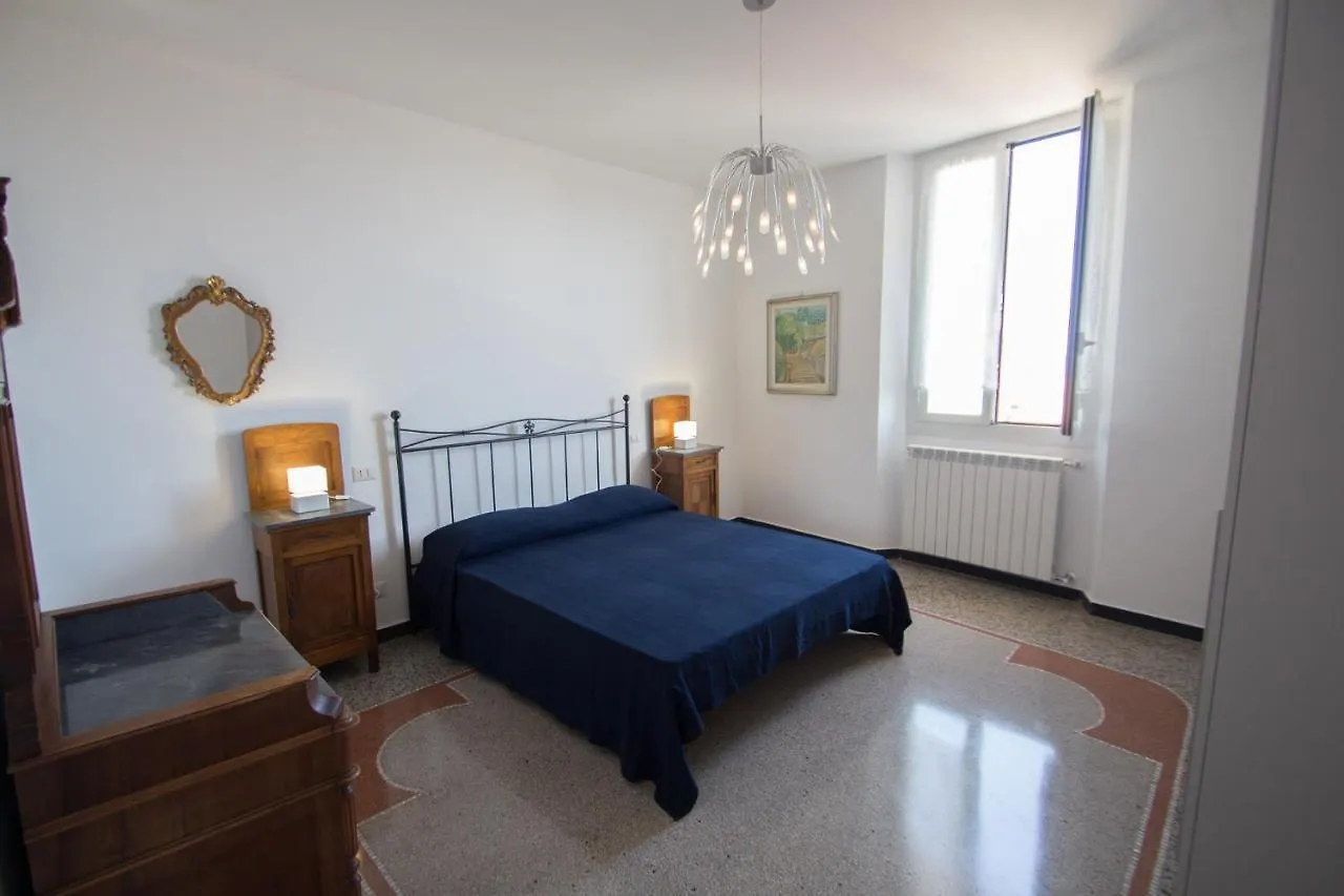Appartamento Di 5 Locali,8 Posti Letto Vista Mare Varazze 0*,  Włochy
